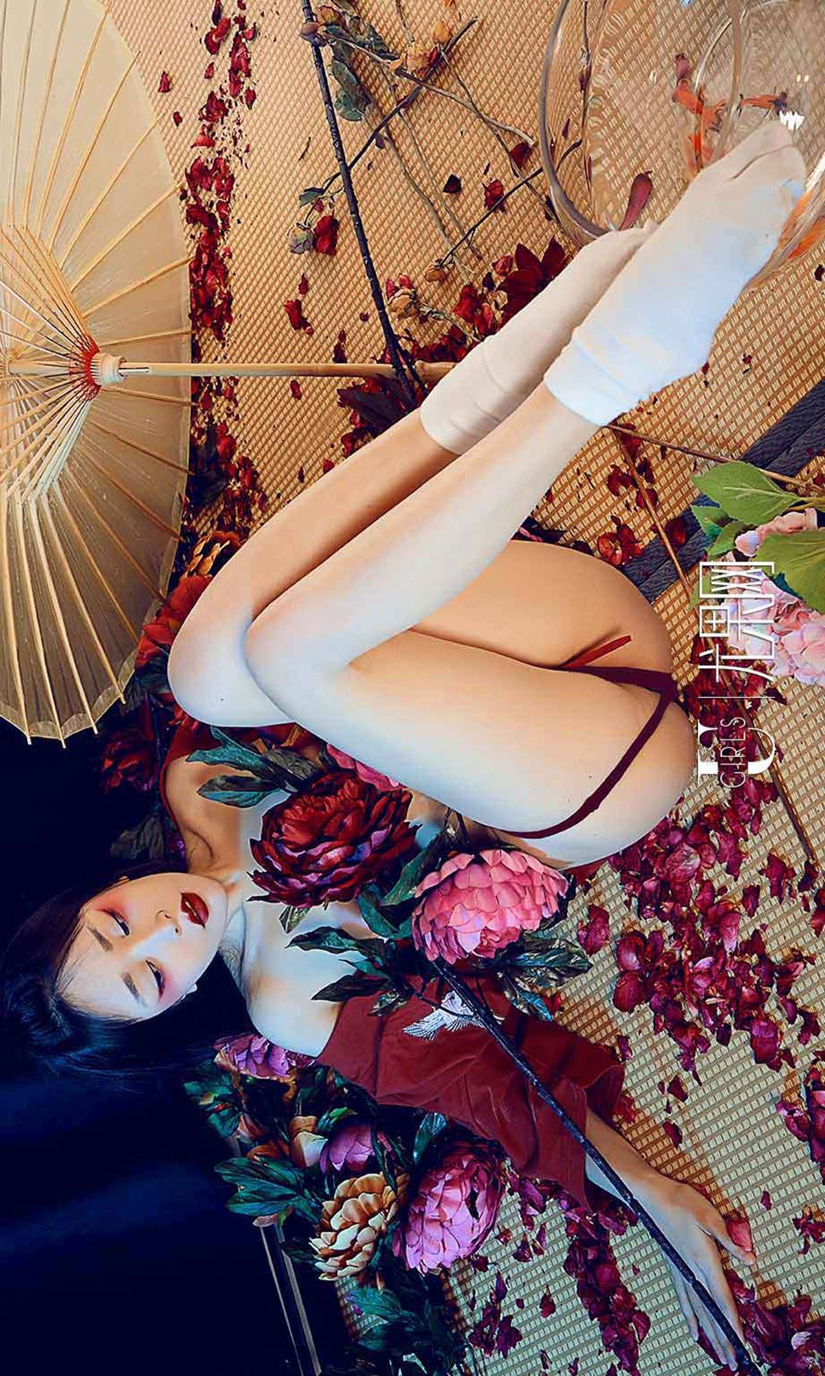 [Ugirls尤果网] 爱尤物专辑 2019.02.14 NO.1366 豌豆公主 姹紫嫣红